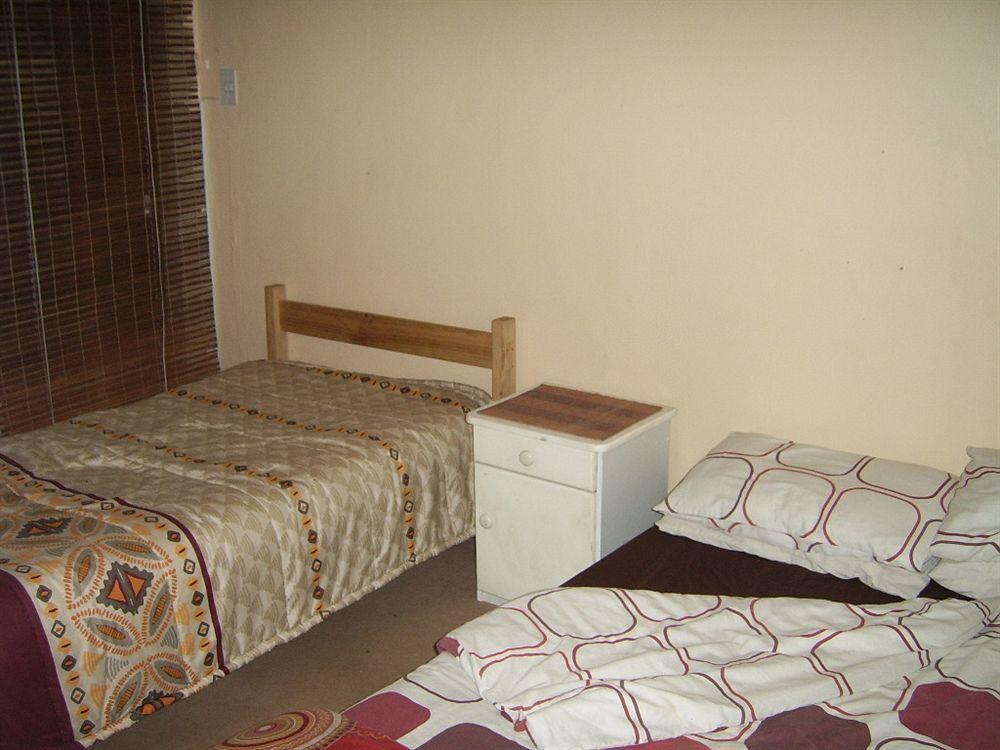 African Jewel Lodge Книсна Екстериор снимка